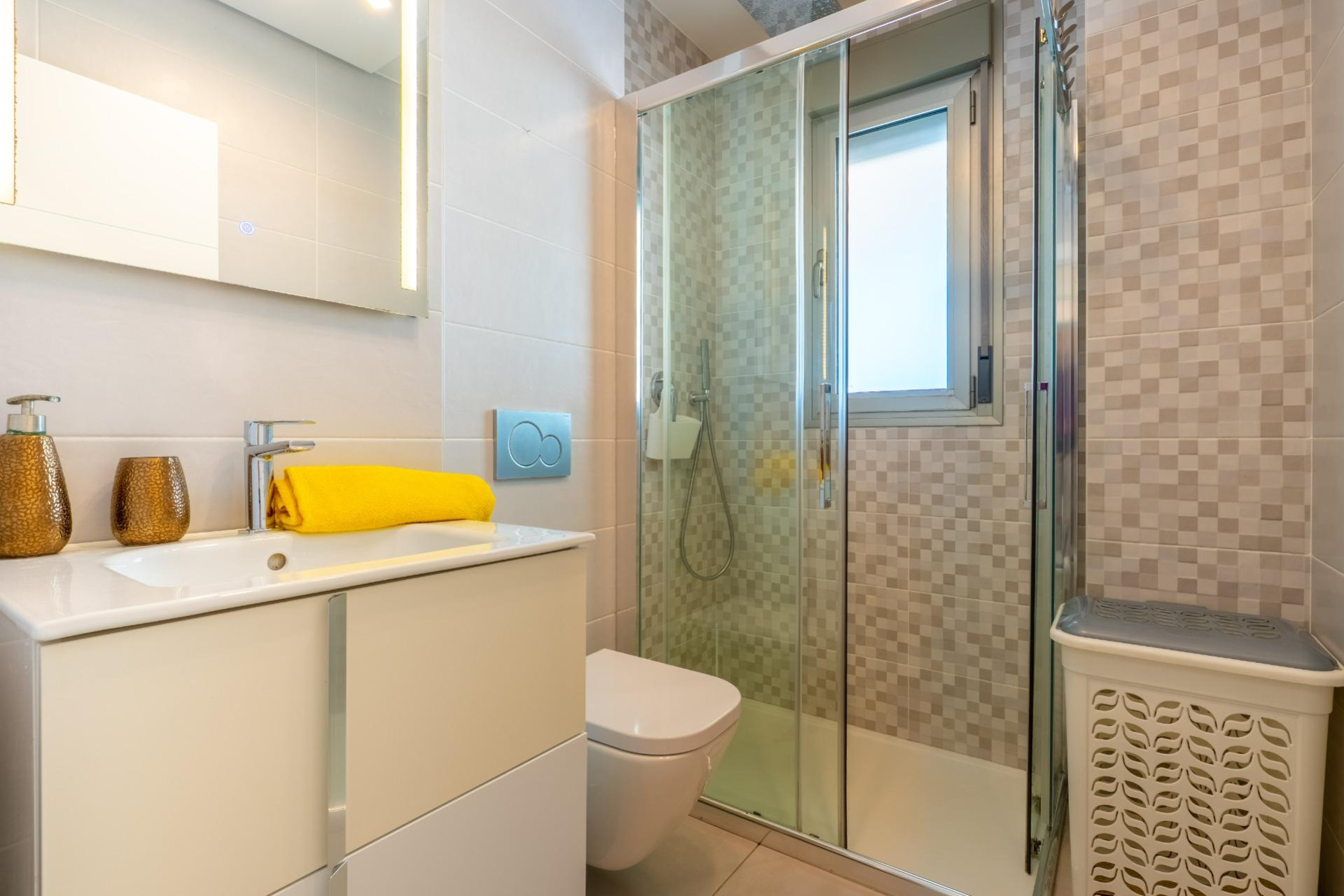 Resale - Apartment / Flat - Orihuela Costa - Los Dolses