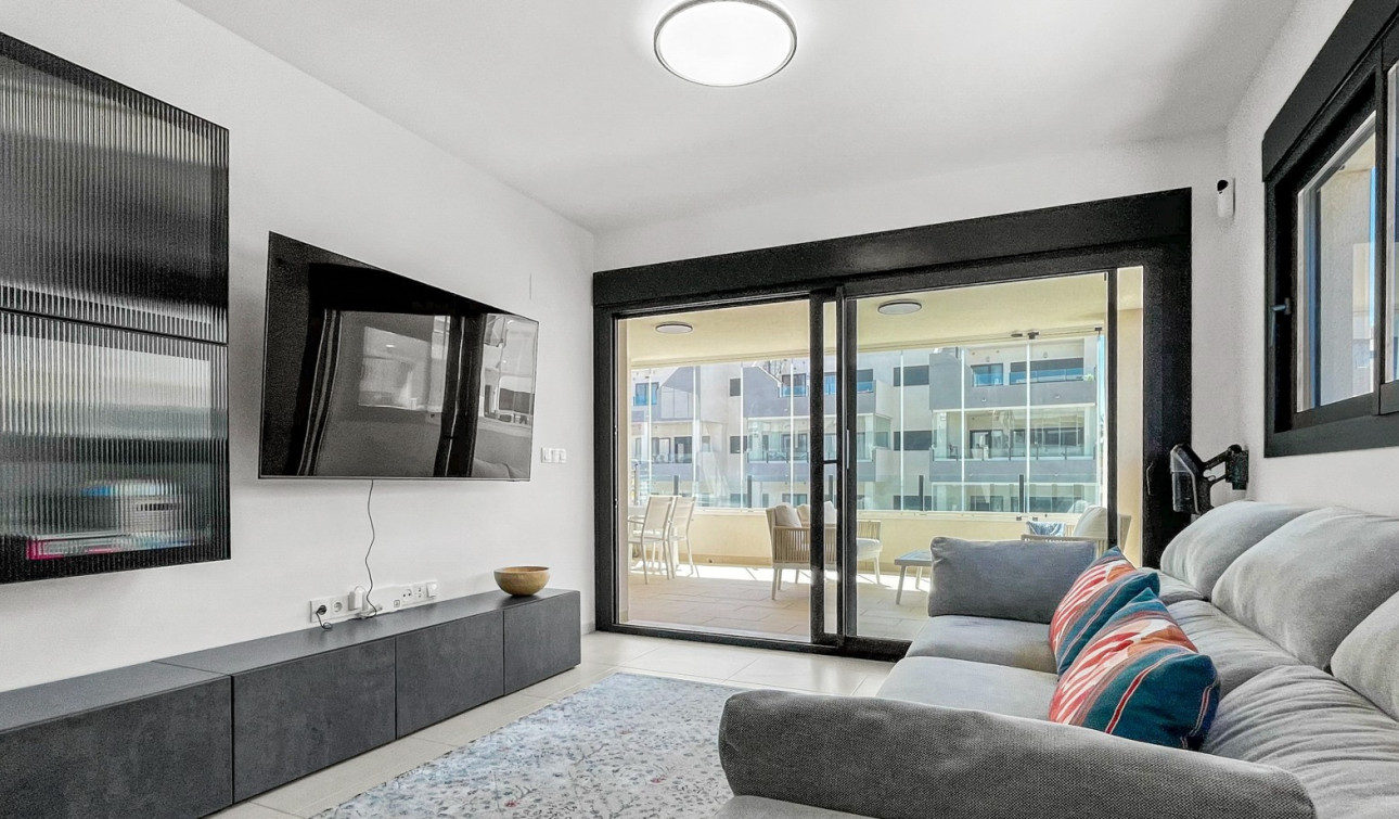 Resale - Apartment / Flat - Orihuela Costa - Los Dolses