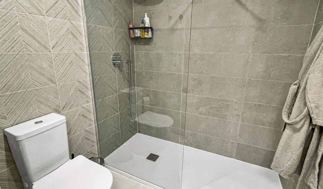 Resale - Apartment / Flat - Orihuela Costa - Los Dolses