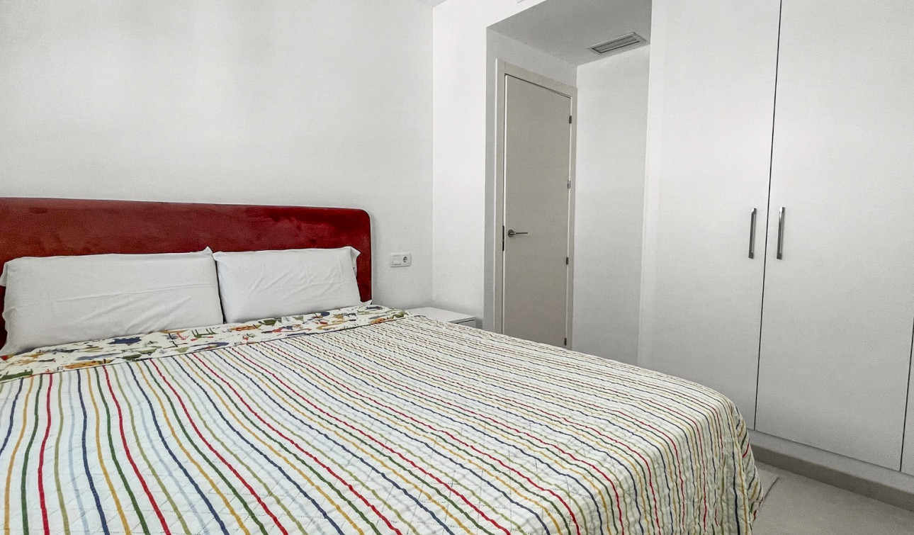 Resale - Apartment / Flat - Orihuela Costa - Los Dolses