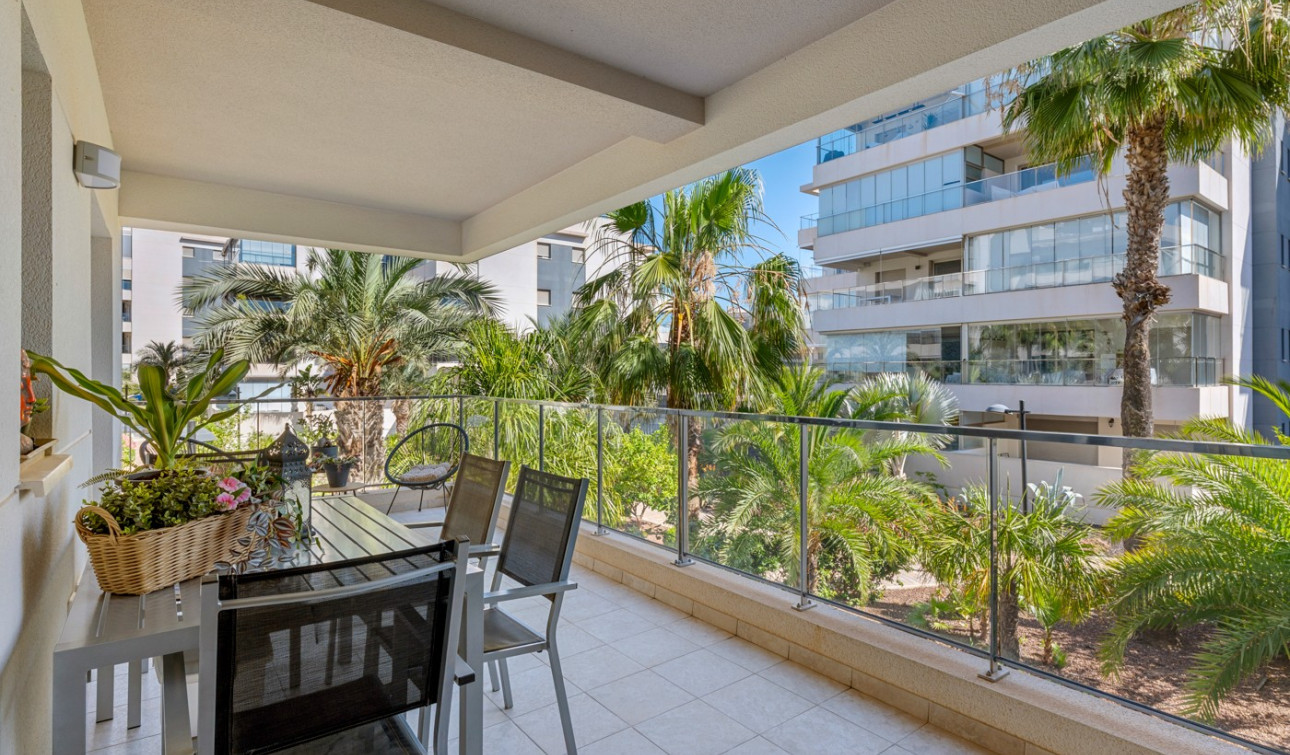 Resale - Apartment / Flat - Orihuela Costa - Los Dolses