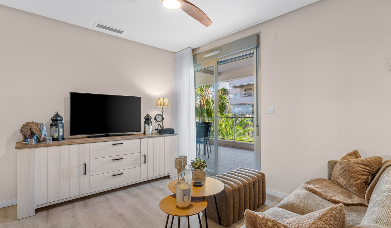 Resale - Apartment / Flat - Orihuela Costa - Los Dolses