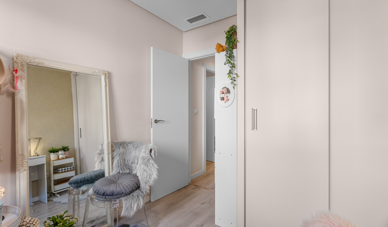 Resale - Apartment / Flat - Orihuela Costa - Los Dolses