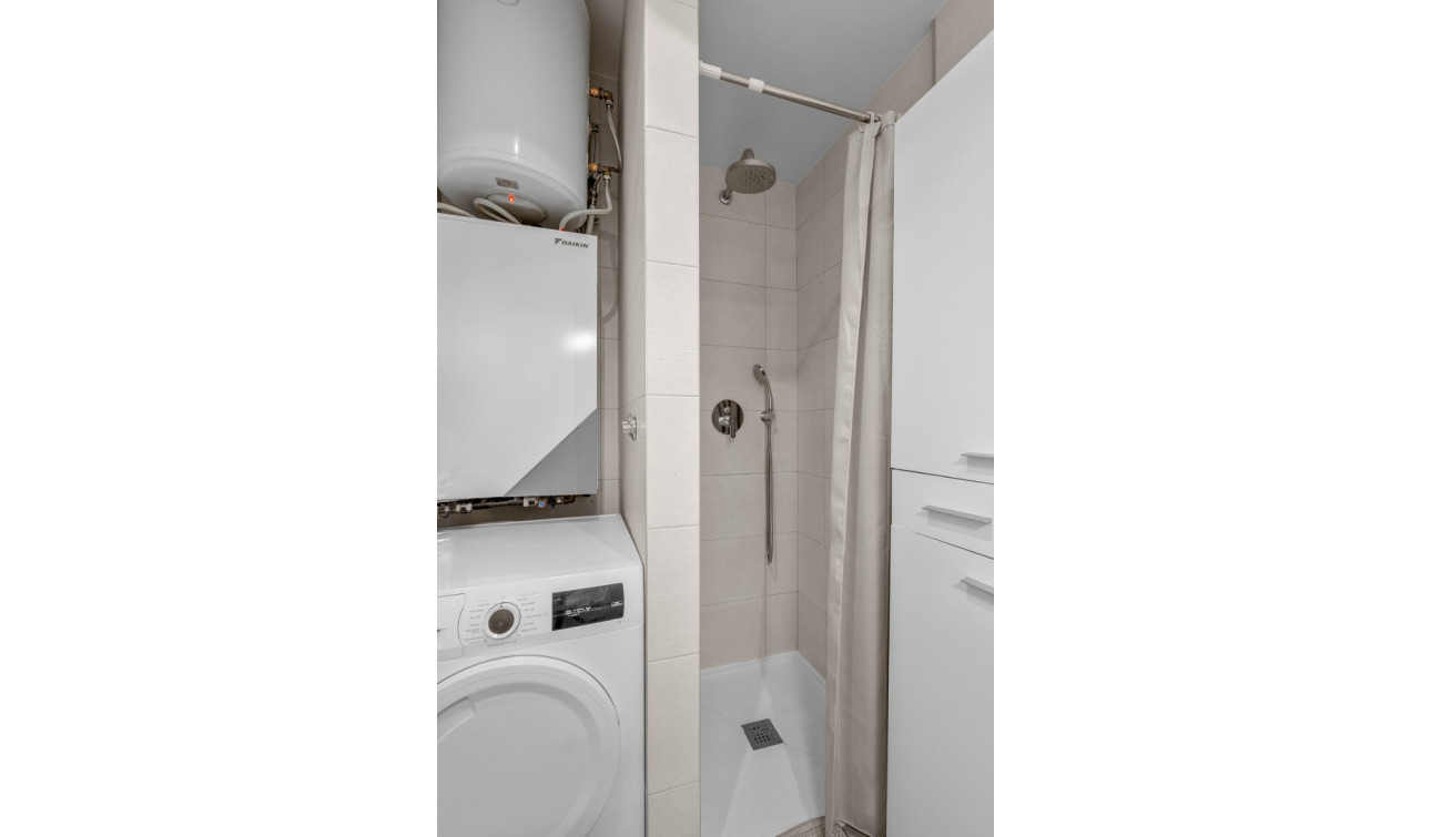 Resale - Apartment / Flat - Orihuela Costa - Los Dolses