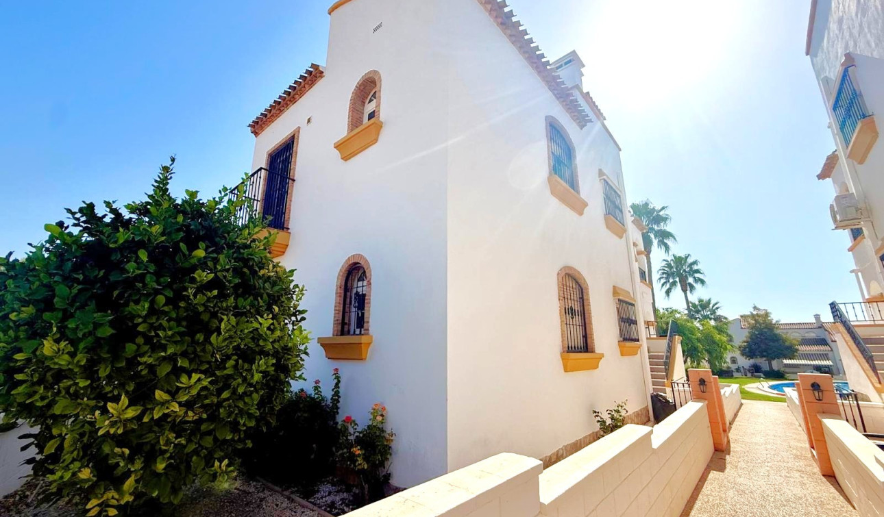 Resale - Apartment / Flat - Orihuela Costa - Los Dolses