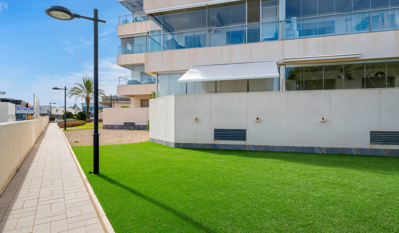Resale - Apartment / Flat - Orihuela Costa - Los Dolses