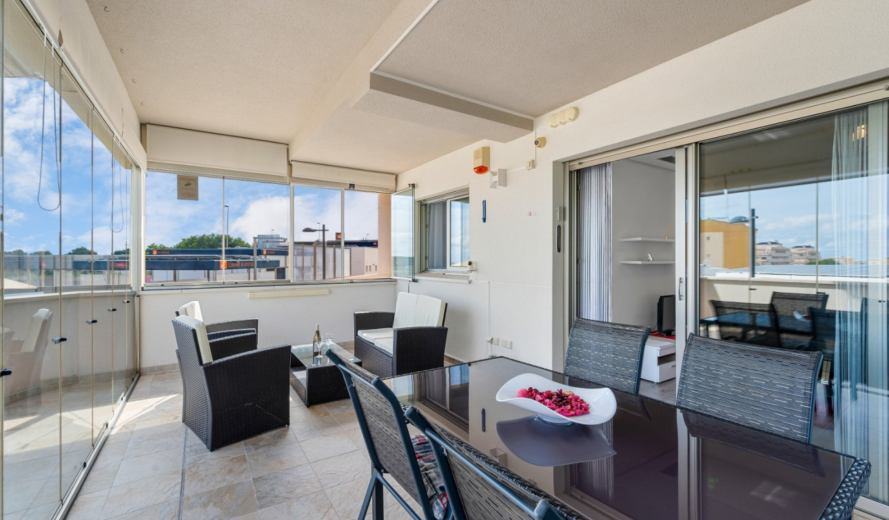 Resale - Apartment / Flat - Orihuela Costa - Los Dolses