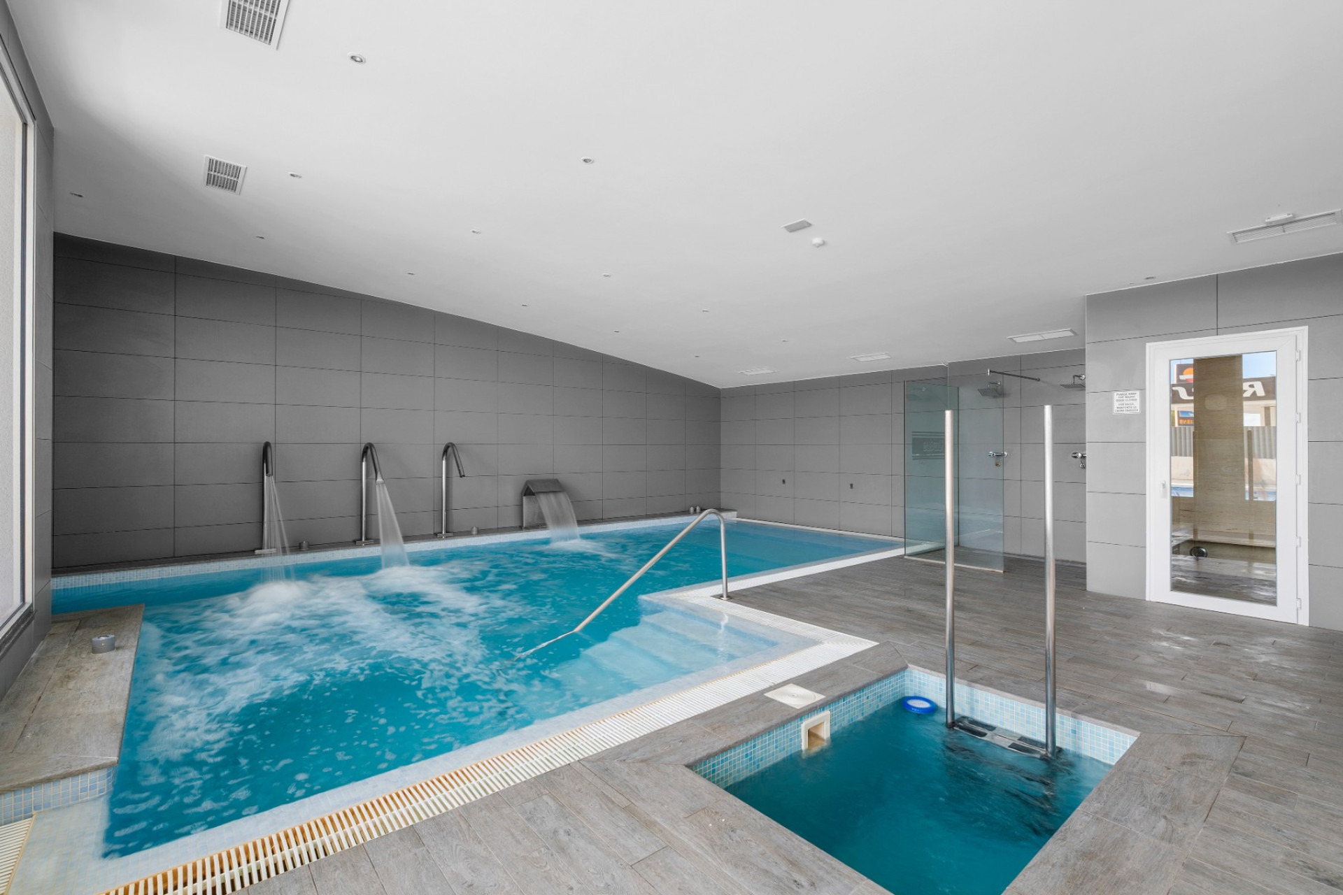 Resale - Apartment / Flat - Orihuela Costa - Los Dolses