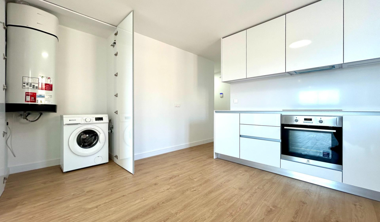 Resale - Apartment / Flat - Orihuela Costa - PAU 8