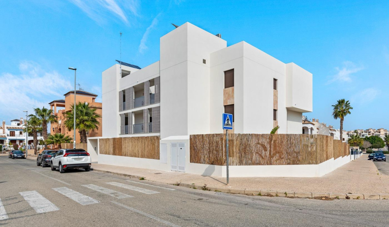 Resale - Apartment / Flat - Orihuela Costa - PAU 8