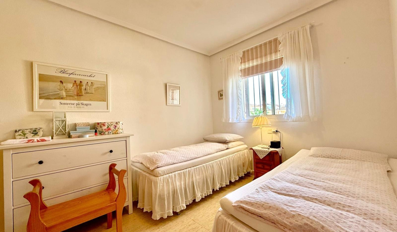 Resale - Apartment / Flat - Orihuela Costa - Playa Flamenca