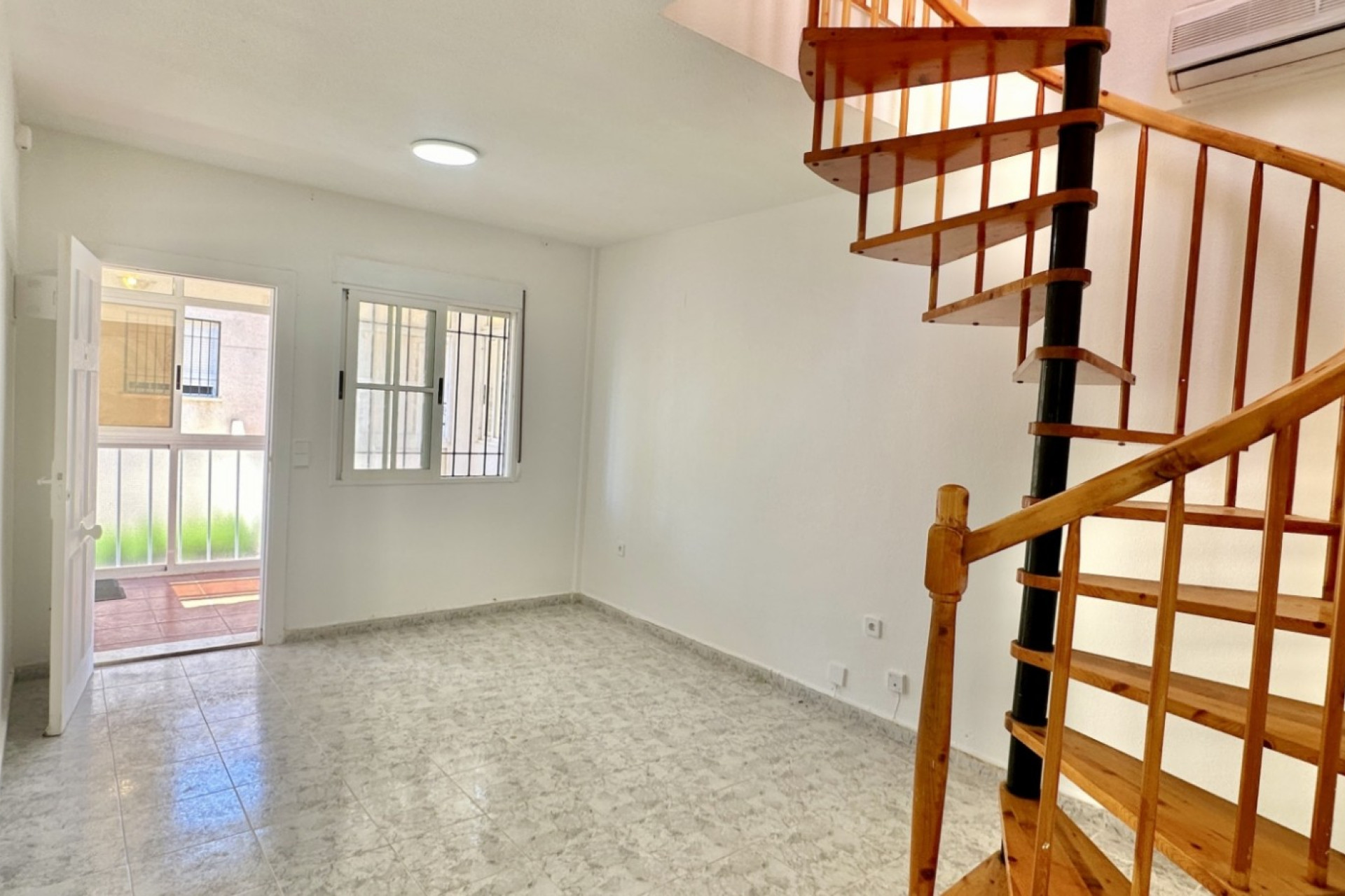 Resale - Apartment / Flat - Orihuela Costa - Playa Flamenca