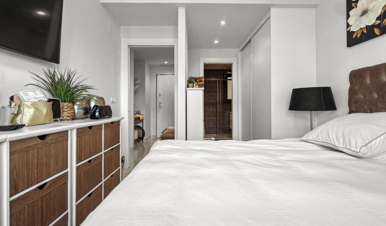 Resale - Apartment / Flat - Orihuela Costa - Playa Flamenca