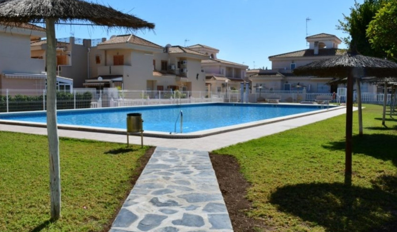 Resale - Apartment / Flat - Orihuela Costa - Playa Flamenca