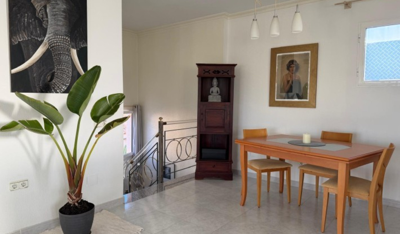 Resale - Apartment / Flat - Orihuela Costa - Playa Flamenca