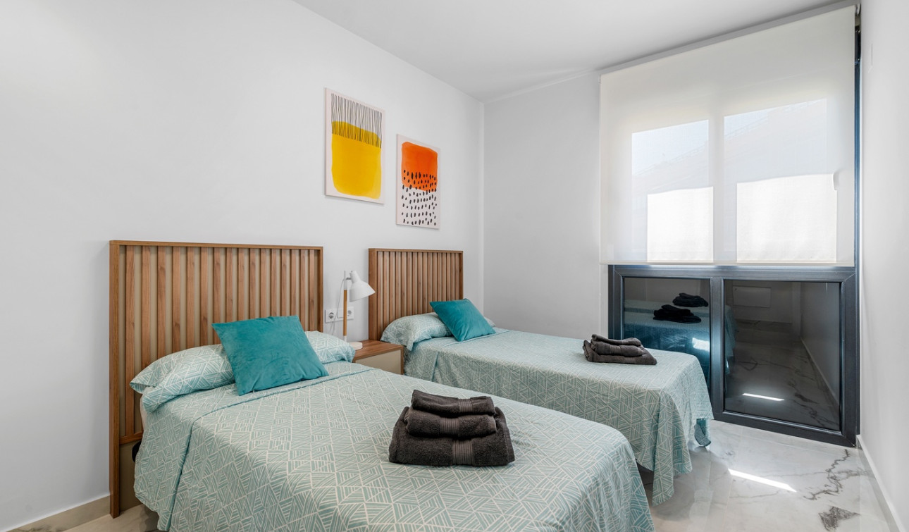 Resale - Apartment / Flat - Orihuela Costa - Playa Flamenca