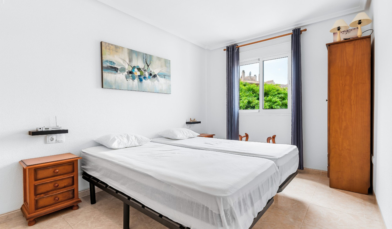 Resale - Apartment / Flat - Orihuela Costa - Playa Flamenca