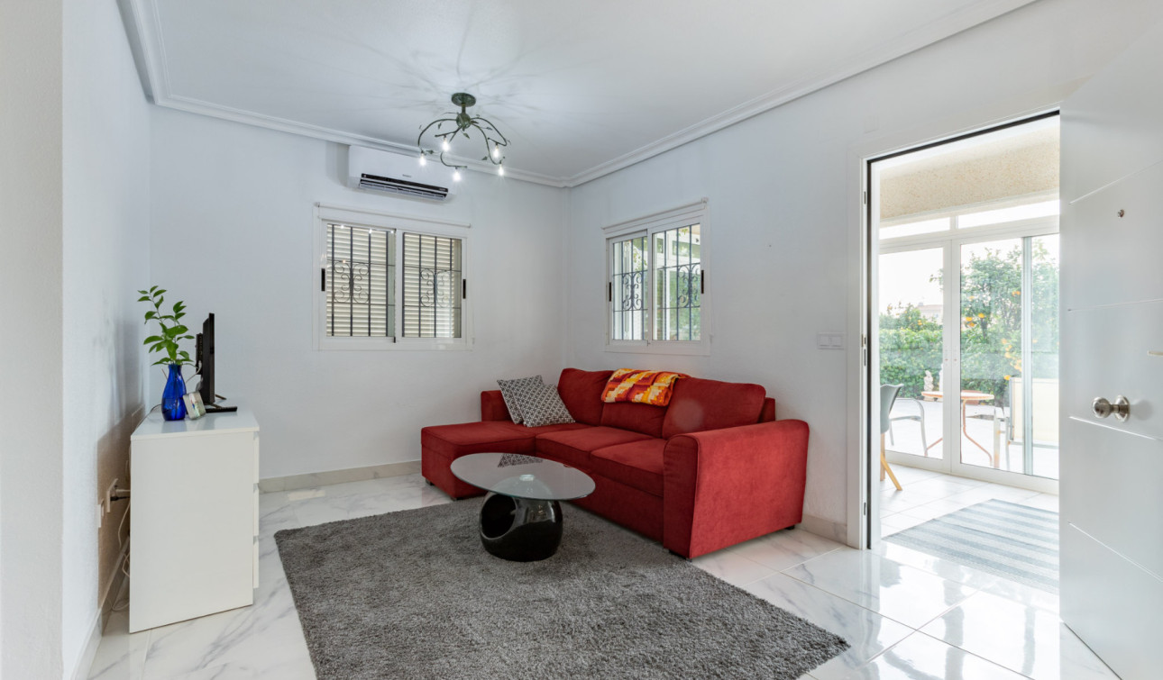 Resale - Apartment / Flat - Orihuela Costa - Playa Flamenca