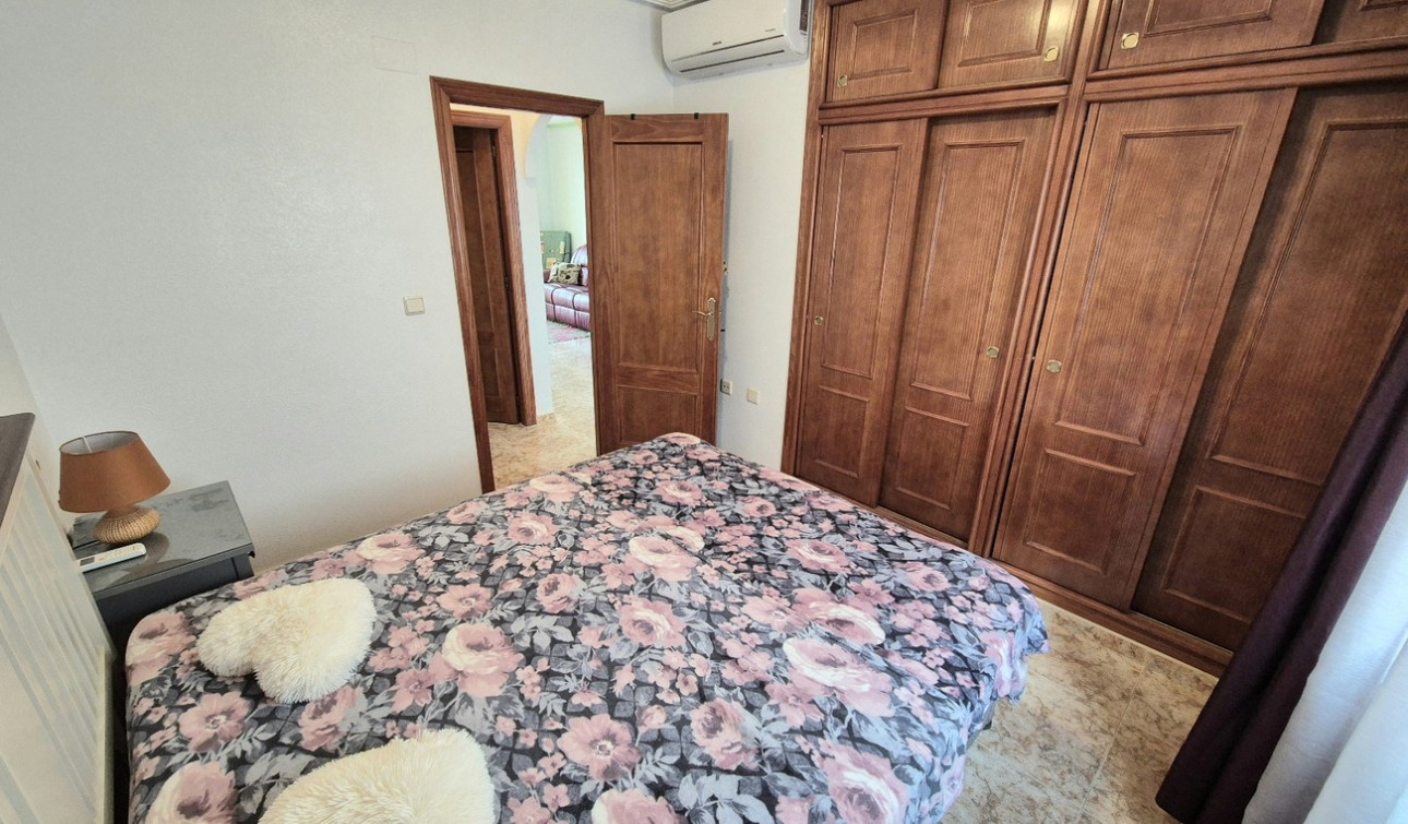 Resale - Apartment / Flat - Orihuela Costa - Punta Prima