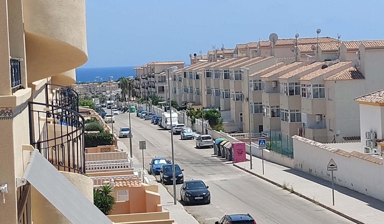Resale - Apartment / Flat - Orihuela Costa - Punta Prima