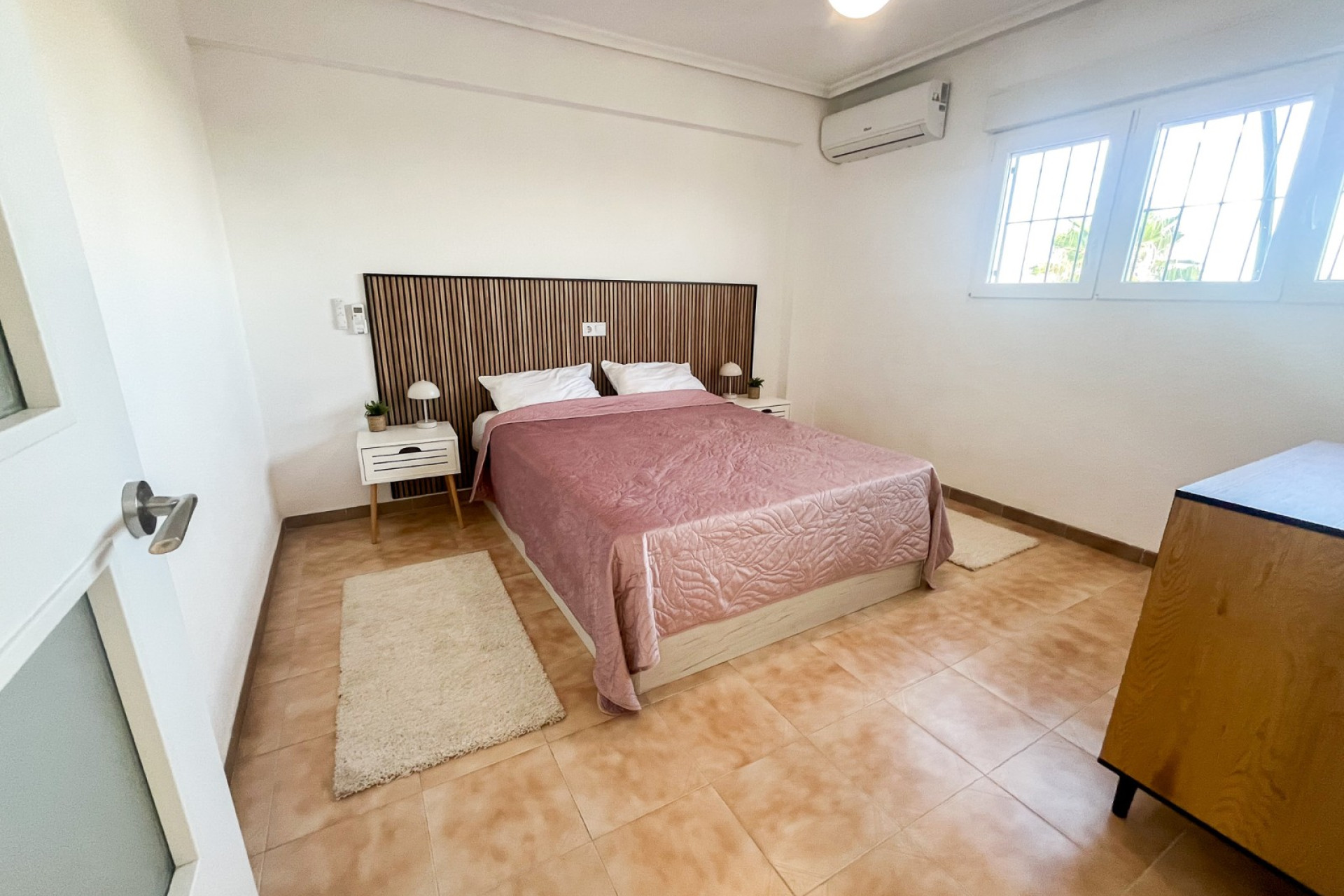 Resale - Apartment / Flat - Orihuela Costa - Punta Prima