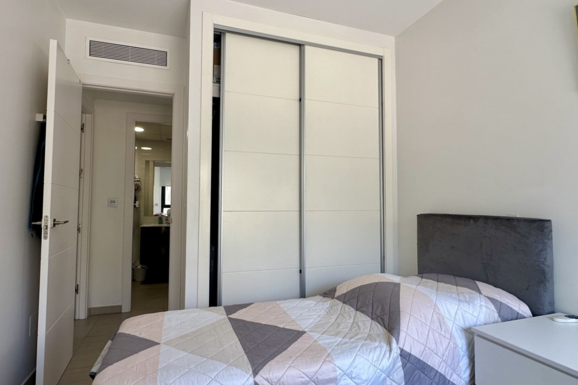 Resale - Apartment / Flat - Orihuela Costa - Punta Prima