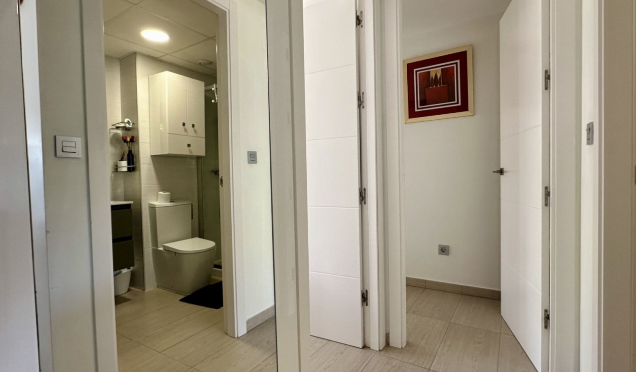 Resale - Apartment / Flat - Orihuela Costa - Punta Prima
