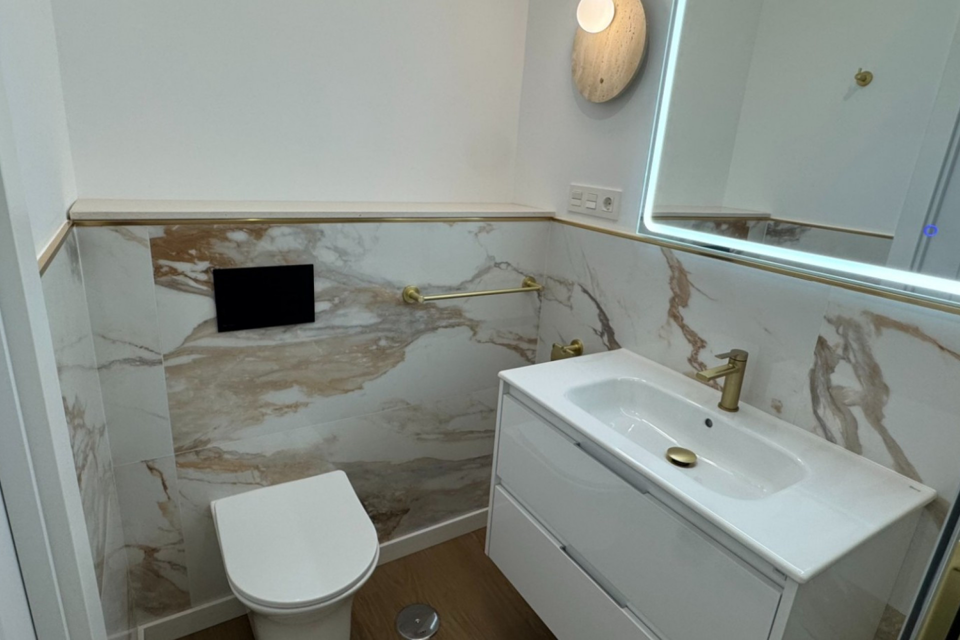 Resale - Apartment / Flat - Orihuela Costa - Punta Prima