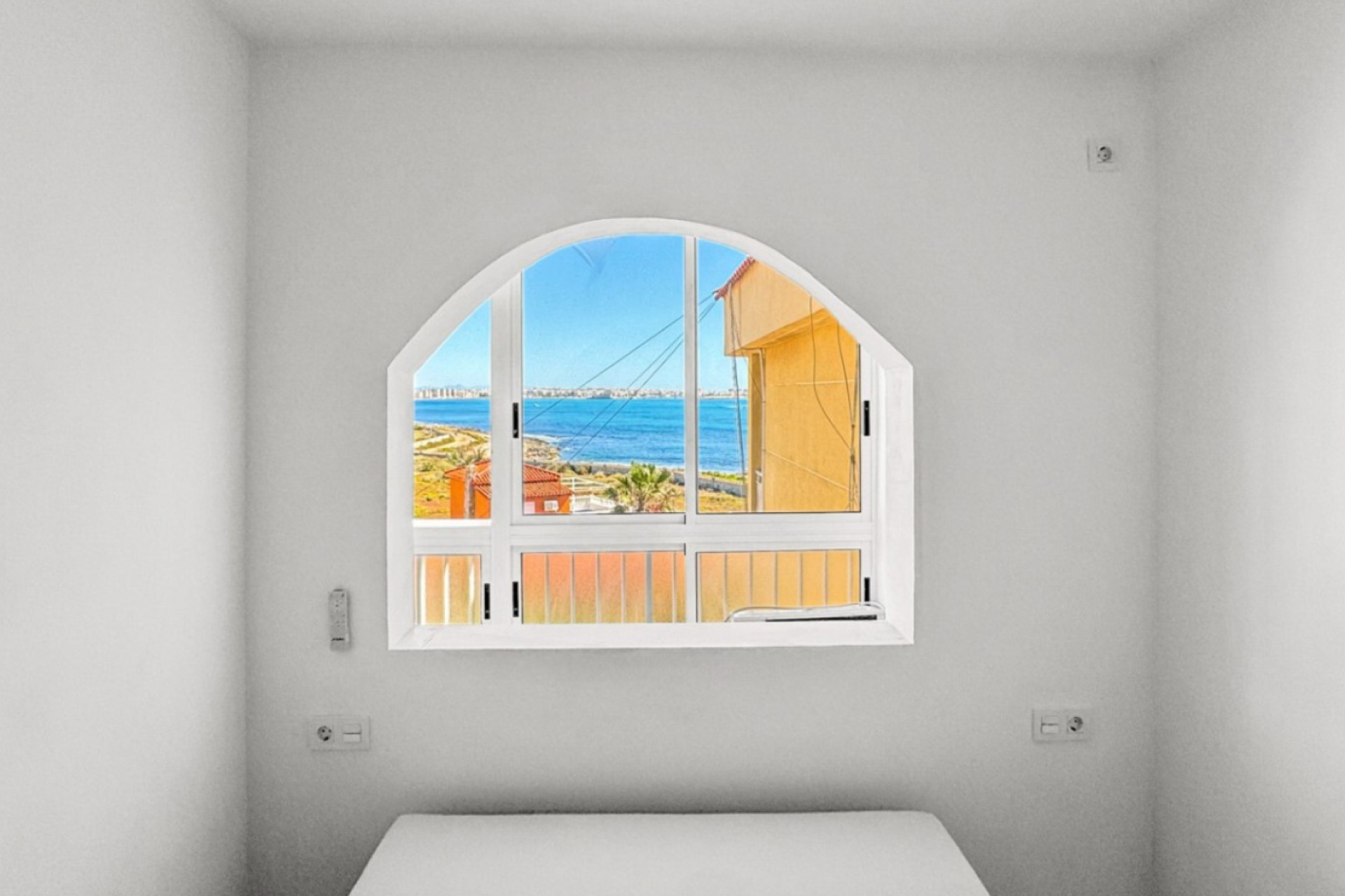 Resale - Apartment / Flat - Orihuela Costa - Punta Prima