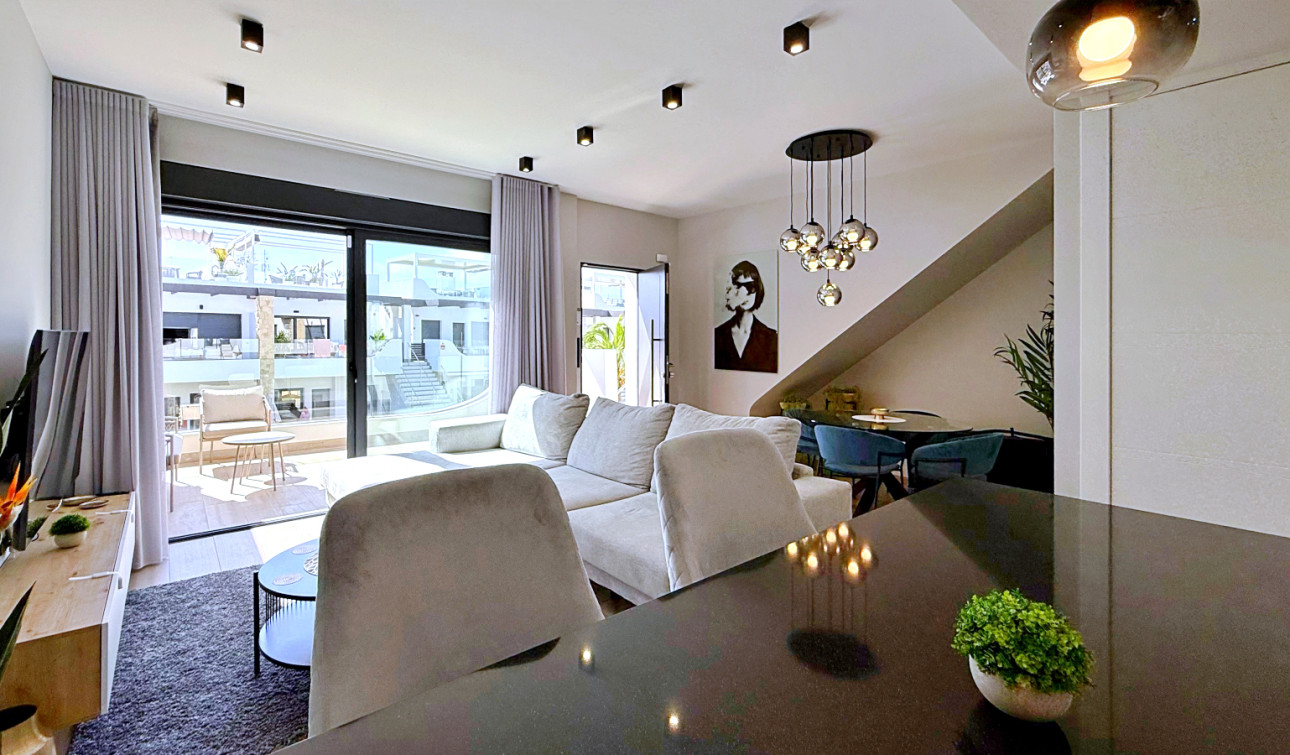 Resale - Apartment / Flat - Orihuela Costa - Punta Prima