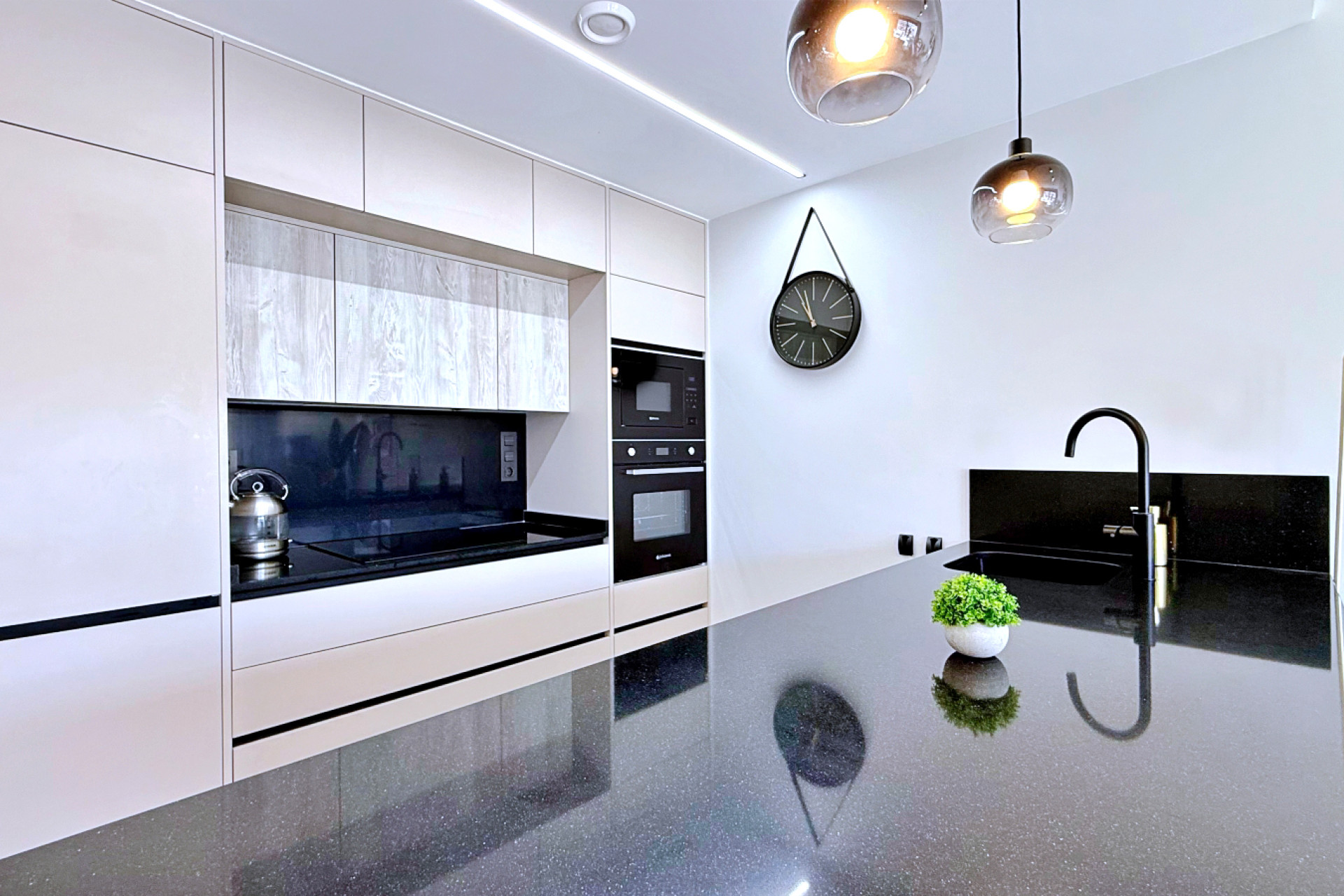 Resale - Apartment / Flat - Orihuela Costa - Punta Prima