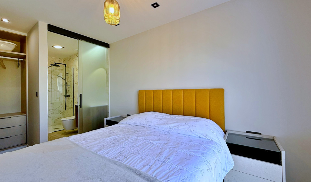 Resale - Apartment / Flat - Orihuela Costa - Punta Prima