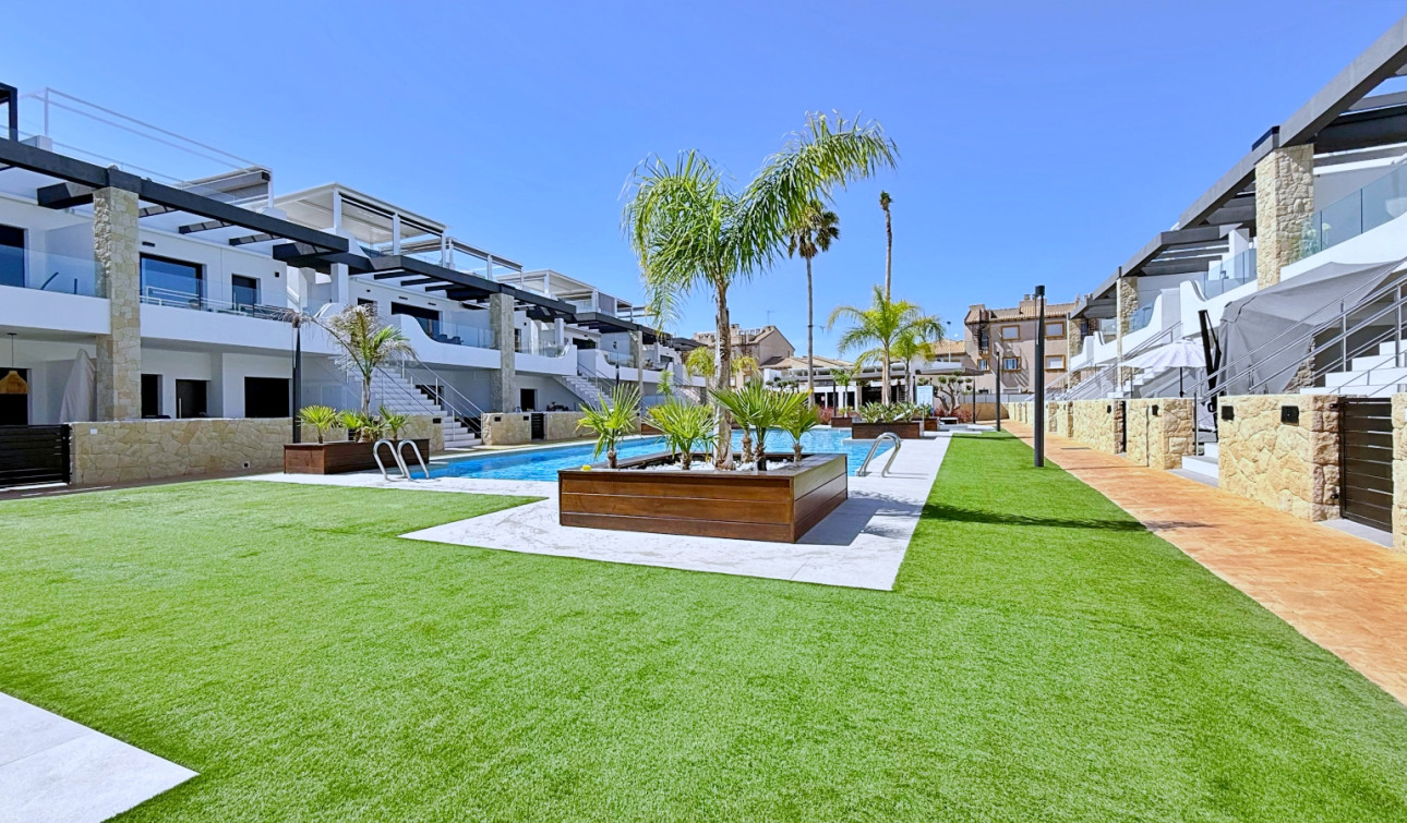 Resale - Apartment / Flat - Orihuela Costa - Punta Prima