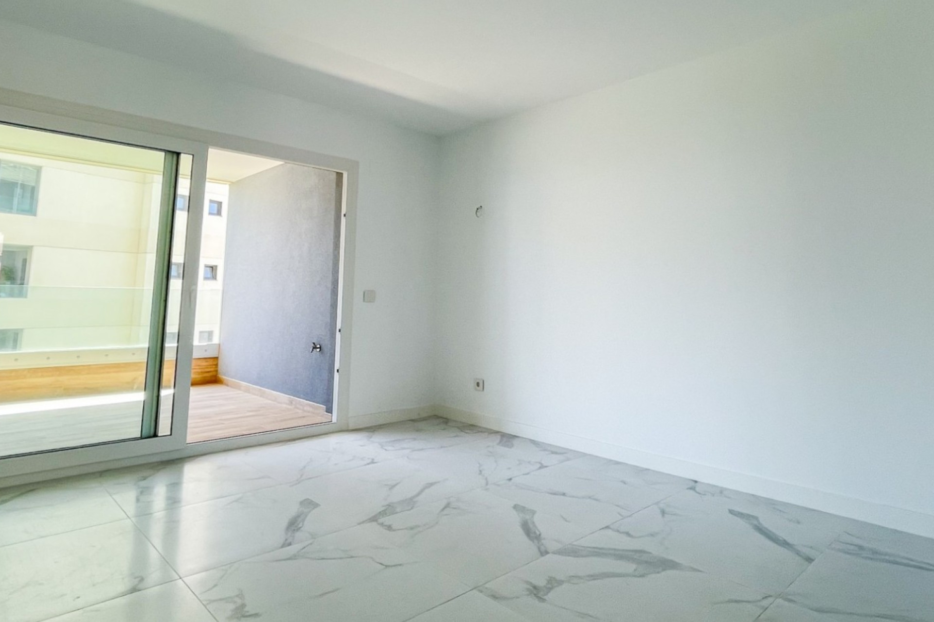 Resale - Apartment / Flat - Orihuela Costa - Punta Prima