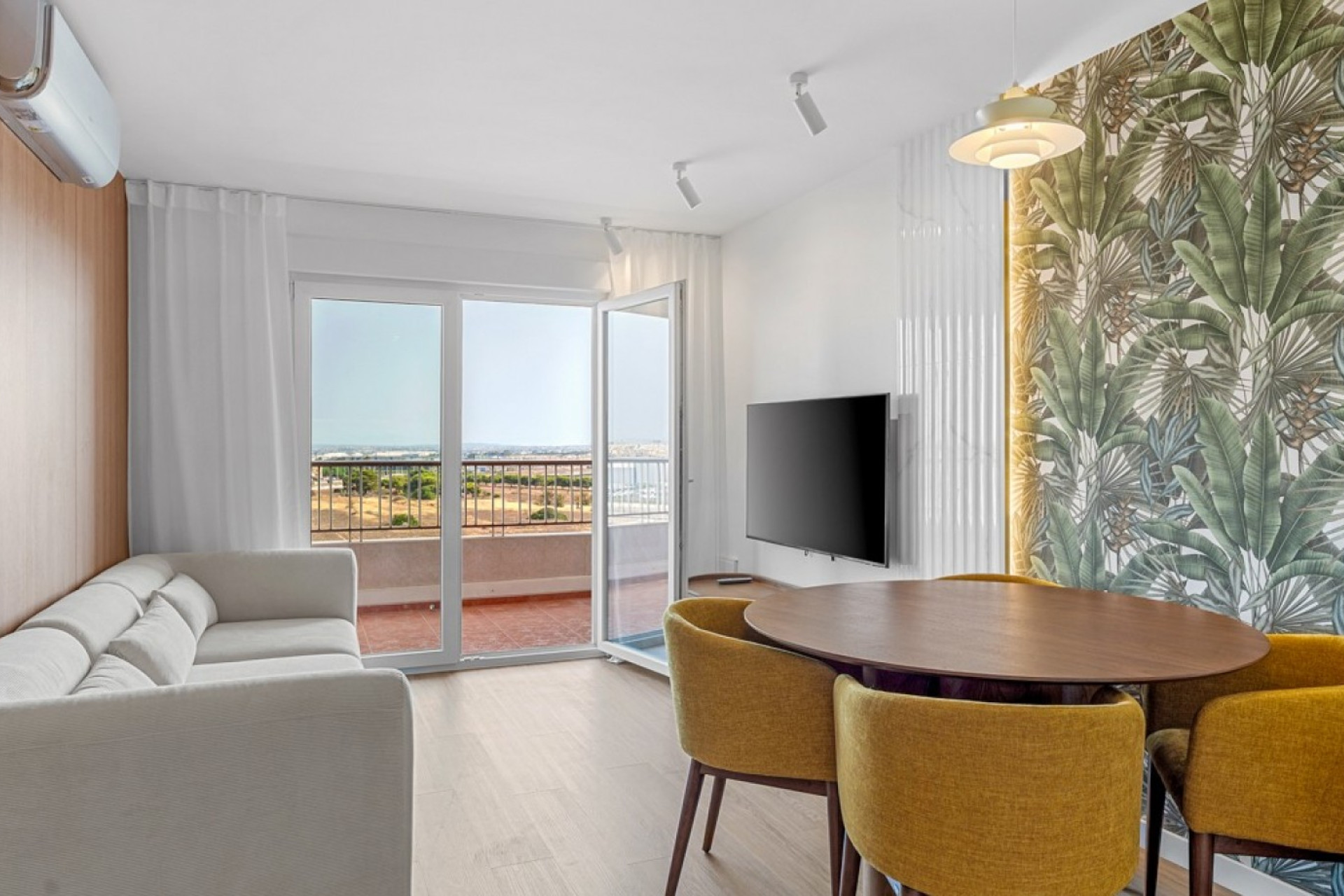 Resale - Apartment / Flat - Orihuela Costa - Punta Prima