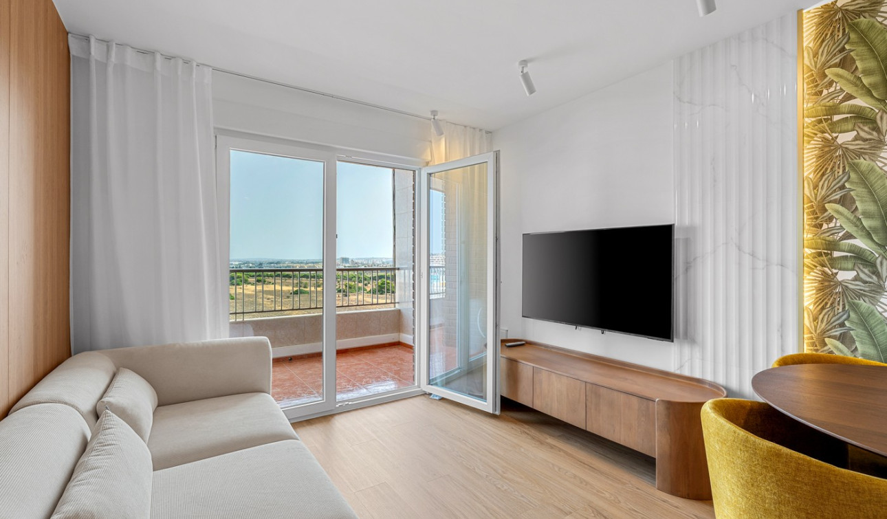 Resale - Apartment / Flat - Orihuela Costa - Punta Prima