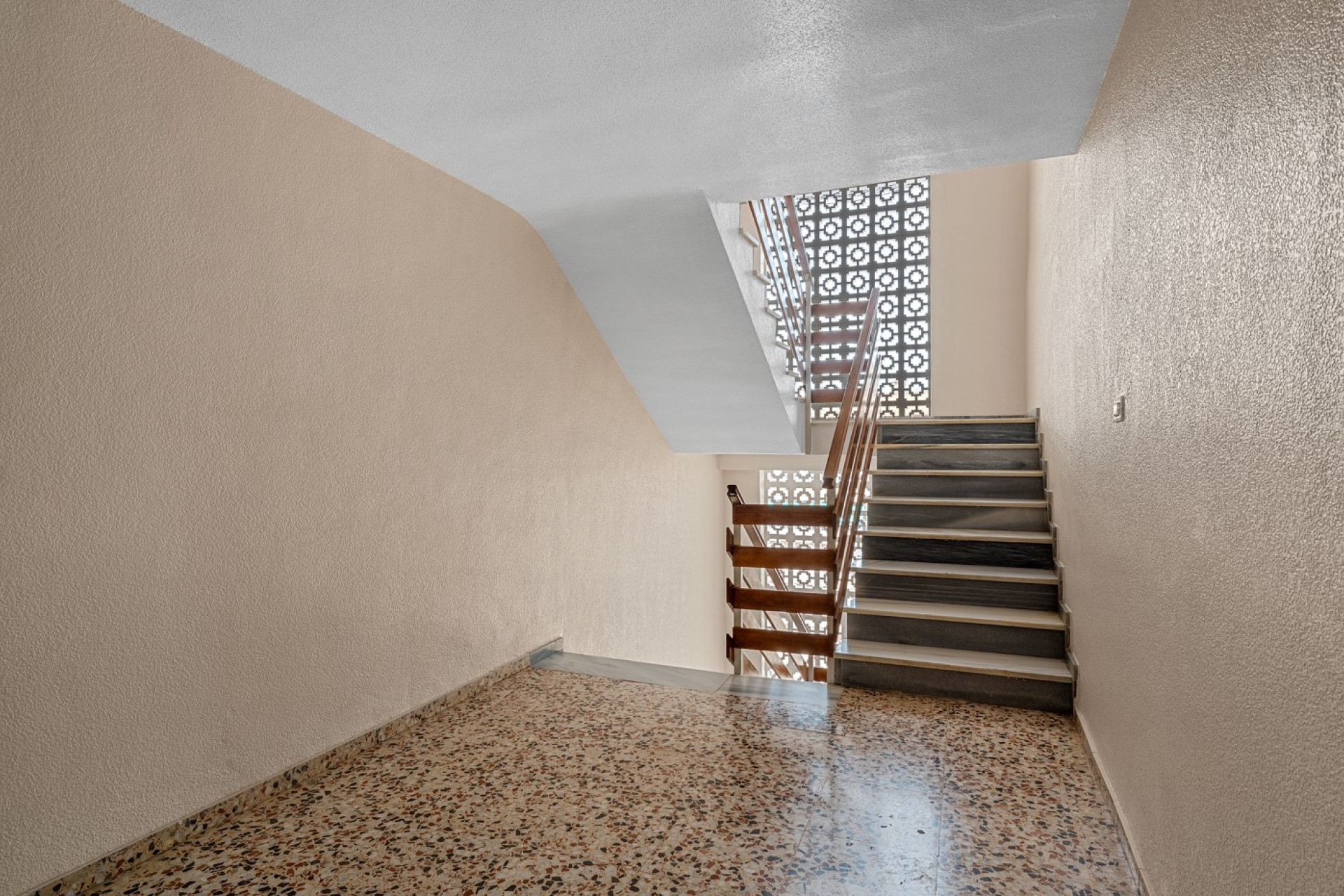 Resale - Apartment / Flat - Orihuela Costa - Punta Prima