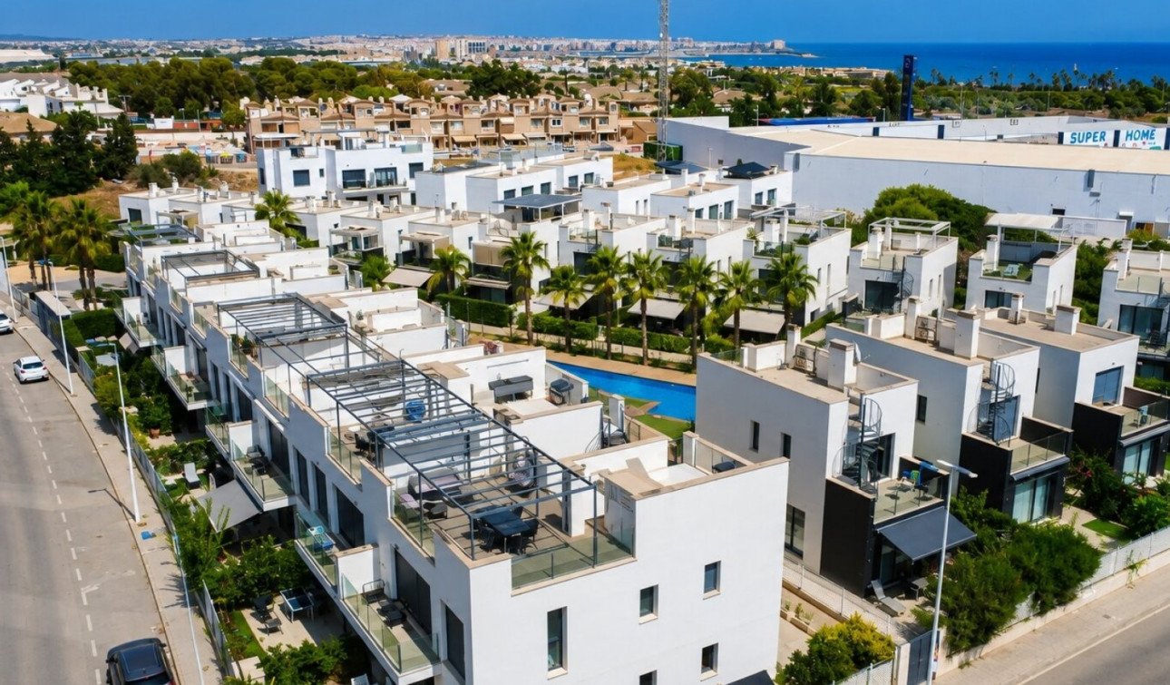 Resale - Apartment / Flat - Orihuela Costa - Punta Prima