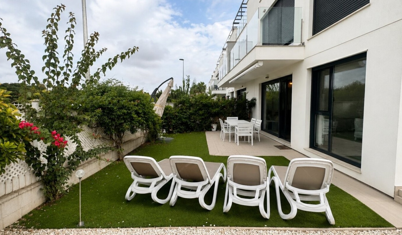 Resale - Apartment / Flat - Orihuela Costa - Punta Prima
