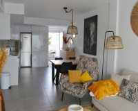 Resale - Apartment / Flat - Orihuela Costa - Villamartín