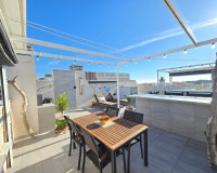 Resale - Apartment / Flat - Orihuela Costa * - Villamartín *