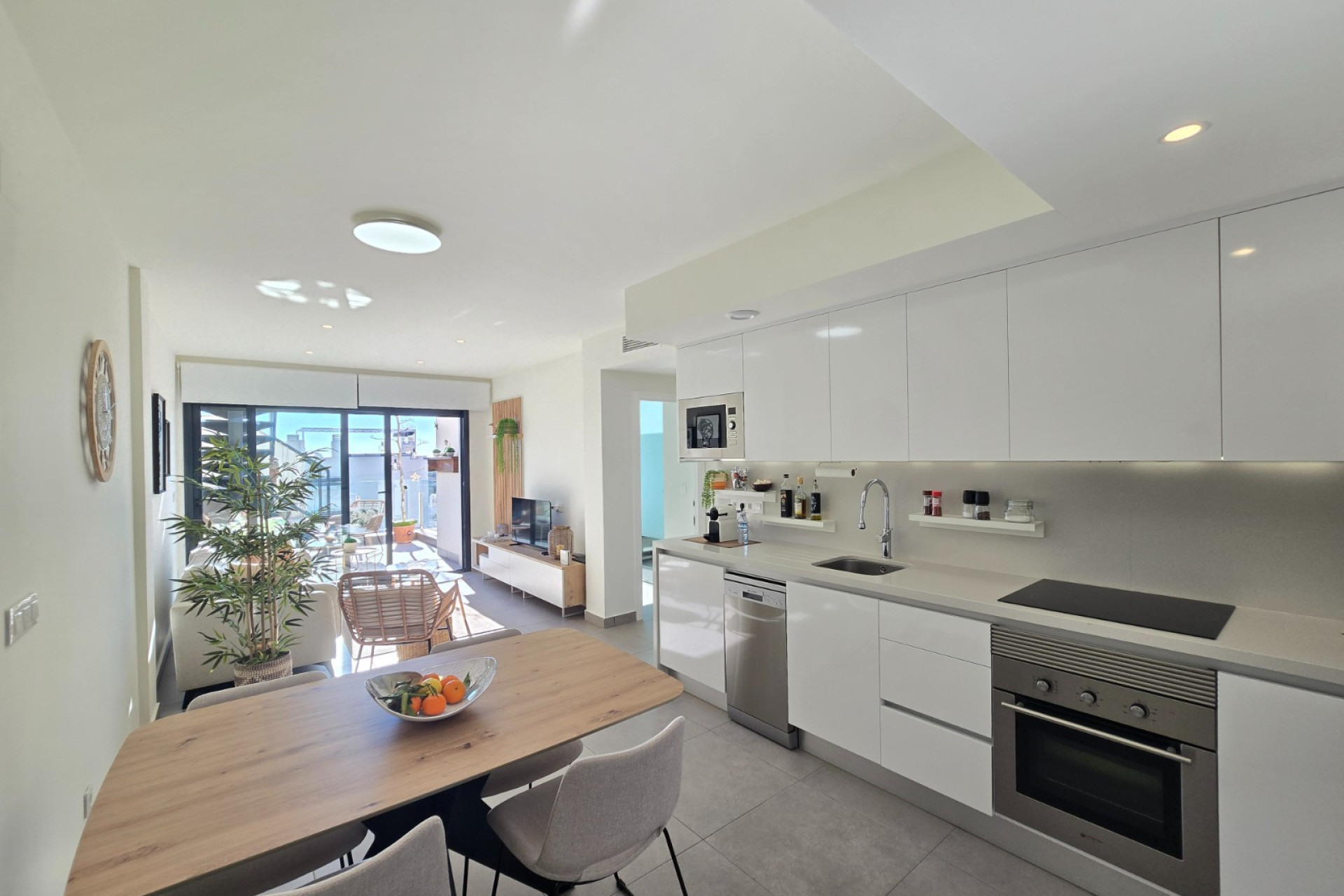 Resale - Apartment / Flat - Orihuela Costa * - Villamartín *