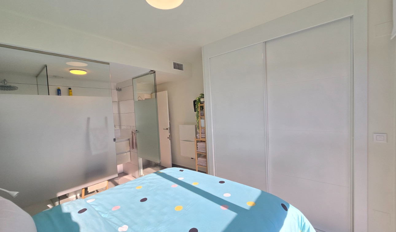 Resale - Apartment / Flat - Orihuela Costa * - Villamartín *