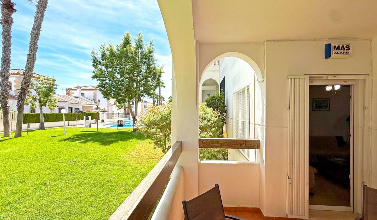 Resale - Apartment / Flat - Orihuela Costa - Villamartín