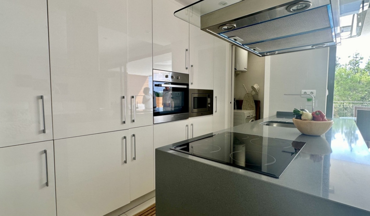 Resale - Apartment / Flat - Orihuela Costa - Villamartín