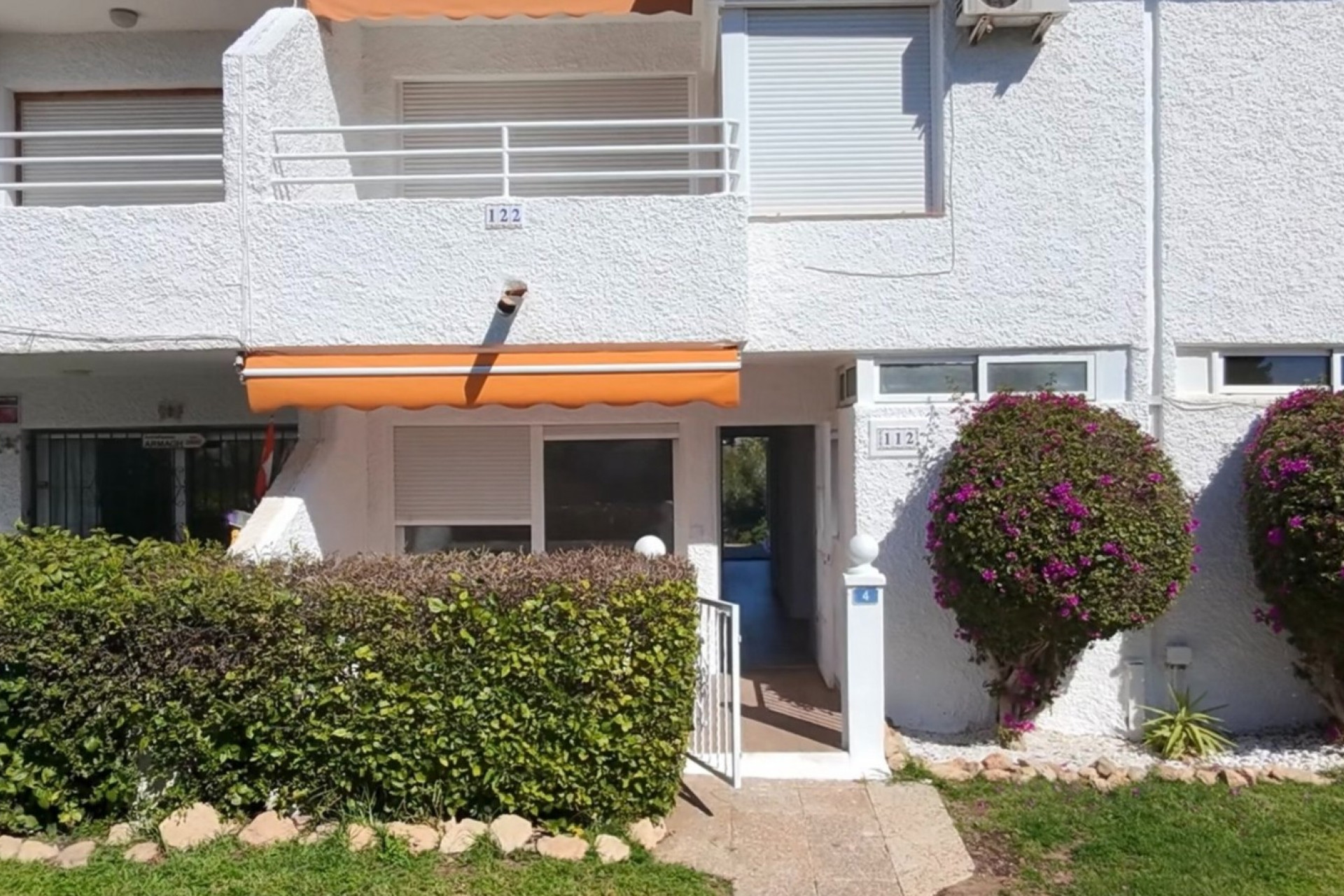 Resale - Apartment / Flat - Orihuela Costa - Villamartín