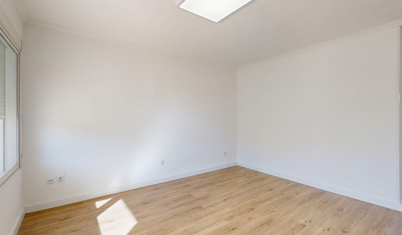 Resale - Apartment / Flat - Orihuela Costa - Villamartín