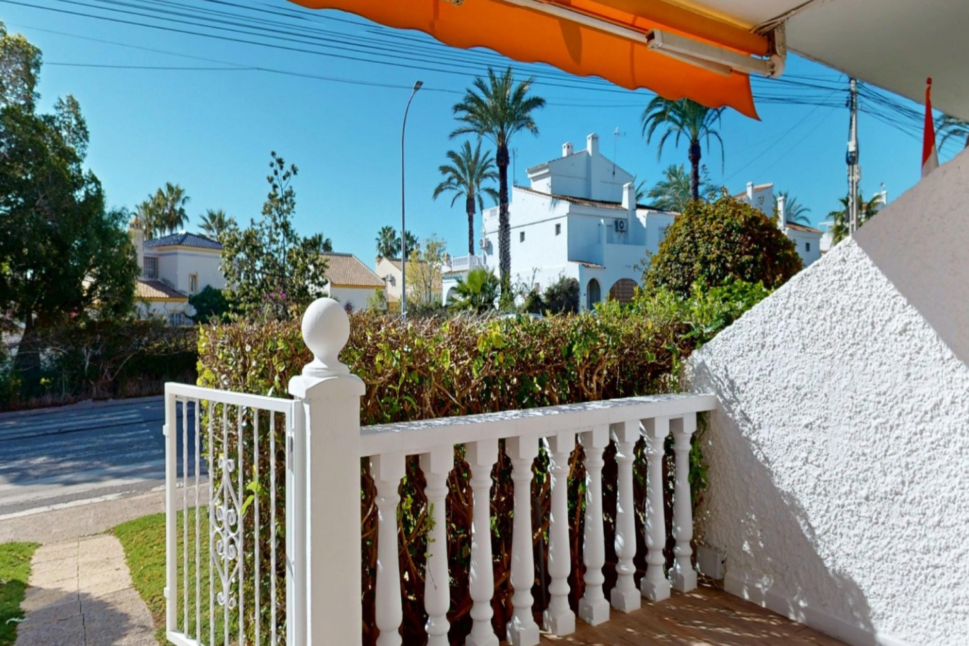 Resale - Apartment / Flat - Orihuela Costa - Villamartín