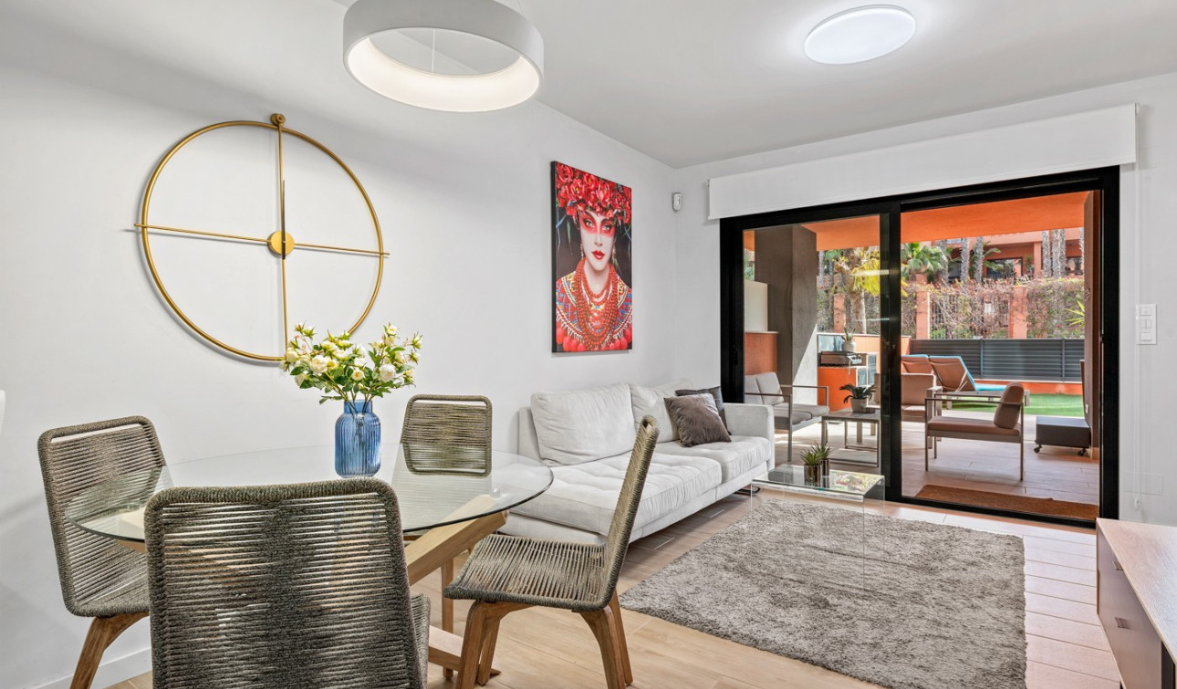 Resale - Apartment / Flat - Orihuela Costa - Villamartín