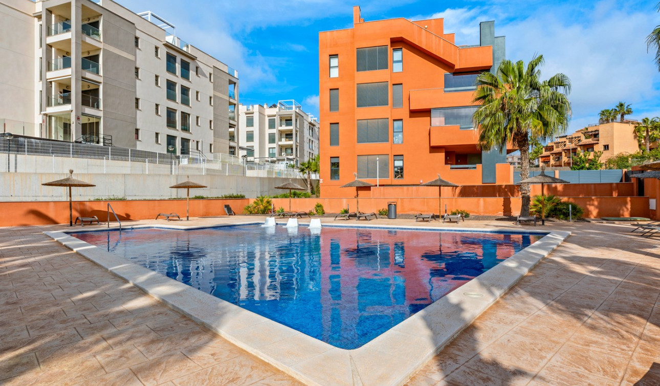 Resale - Apartment / Flat - Orihuela Costa - Villamartín